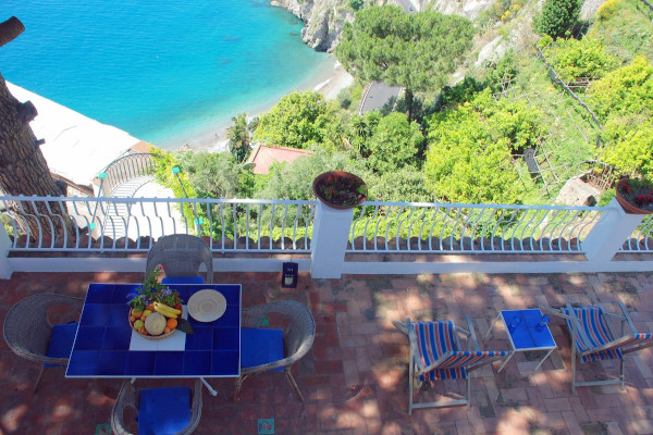 villa cliff house